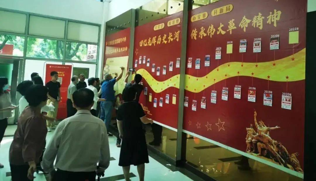 小猫钓鱼游戏龙王版有船